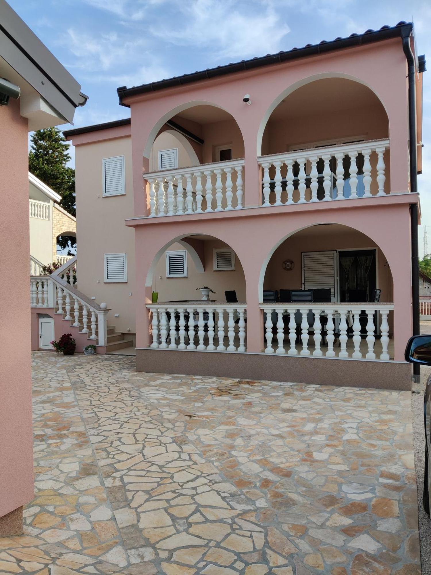 Apartments Juric Привлака Экстерьер фото